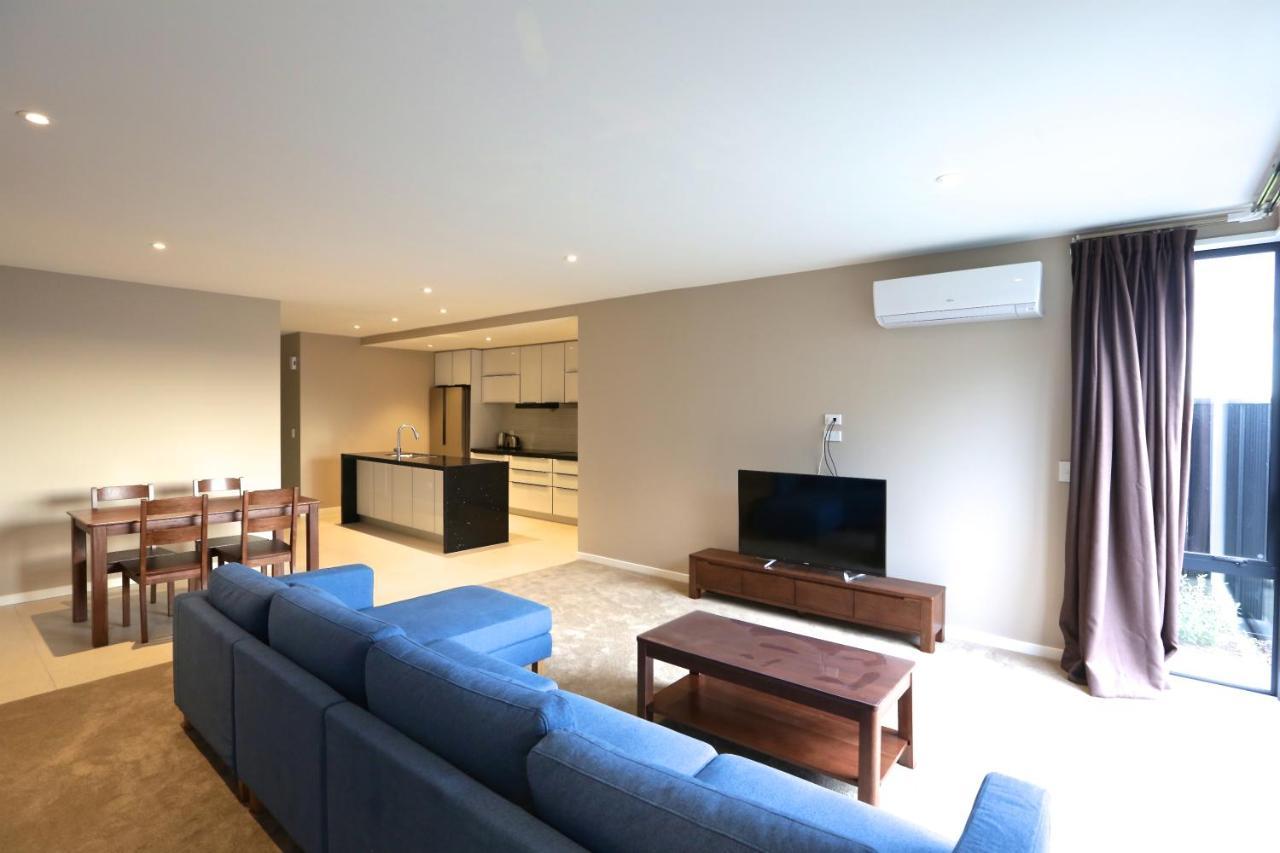 Golden Sun Apartment -Two Bedrooms, Three Bedrooms クライストチャーチ エクステリア 写真